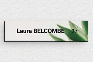 Comment fixer sa plaque boîte aux lettres autocollante ? - bal-guide-ad-035-1 - 100 x 25 mm - custom - glue - bal-guide-ad-035-1