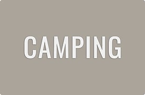 Campingschilder - Schriftzug für die Einfahrt - custom - glue-cutout - cutout-at-camping-als-schriftzug-an-der-einfahrt-weier-hartschaum
