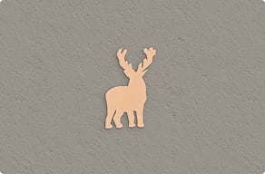 Holzschilder - Hirschkontur als freie Silhouette - okoume - glue-cutout - cutout-at-hirschkontur-als-freie-silhouette-okoume-massivholz-hauswand