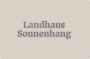 Torschilder - Name des Anwesens am Torpfosten - brosse - glue-cutout - cutout-at-name-des-anwesens-am-torpfosten-geburstetes-aluminium