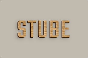 Holzschilder - Raumbezeichnung über der Innentür - chene - glue-cutout - cutout-at-stube-als-schmaler-versalschriftzug-eichenfurnier-innentur