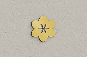 Gartenschilder Metall - Blüte als freie Kontur - brosse-or - glue-cutout - cutout-de-blute-als-freie-kontur-goldfarbenes-aluminium