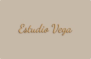 Placas para Tiendas - Nombre del estudio en cursiva - bambou - glue-cutout - cutout-es-nombre-del-estudio-en-okume-cursiva-de-fachada