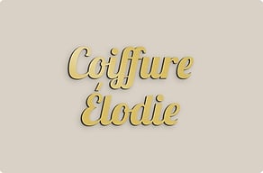 Plaque Professionnelle Coiffeur - Enseigne calligraphiée - brosse-or - glue-cutout - cutout-fr-coiffure-elodie-en-script-enseigne-de-vitrine