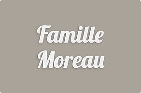 Plaque porte d'entrée personnalisée - Nom de famille en anglaise - custom - glue-cutout - cutout-fr-famille-moreau-en-anglaise