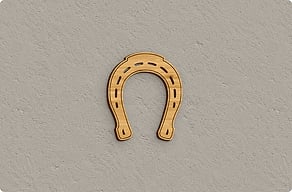 Plaque gravée pour chevaux - Fer à cheval porte-bonheur - bambou - glue-cutout - cutout-fr-fer-a-cheval-decoupe-en-okoume-embleme-d-ecurie
