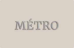 Décoration murale - Mot souvenir façon métro parisien - brosse - glue-cutout - cutout-fr-mot-metro-facon-parisienne-mur-de-salon