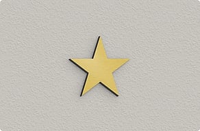 Bewegwijzering hotel - Uitgesneden ster - brosse-or - glue-cutout - cutout-nl-ster-in-goudkleurig-geborsteld-aluminium-ontvangstwand