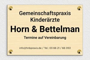 Praxisschild aus Holz - de-arzt-praxis-holz-schild-003-1 - 300 x 200 mm - erable-noir - screws-caps - de-arzt-praxis-holz-schild-003-1