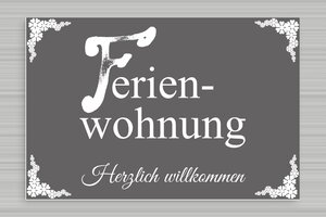 Ferienwohnung schild - de-ferien-wohnung-schild-001-2 - 300 x 200 mm - gris-souris-blanc - none - de-ferien-wohnung-schild-001-2