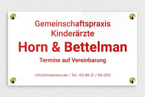 Praxisschild aus Plexiglas - de-praxis-schild-plexi-002-4 - 350 x 200 mm - blanc-rouge - screws-caps - de-praxis-schild-plexi-002-4