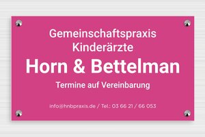 Kunststoffschilder - de-praxis-schild-pvc-002-1 - 350 x 200 mm - rose-blanc - screws-caps - de-praxis-schild-pvc-002-1