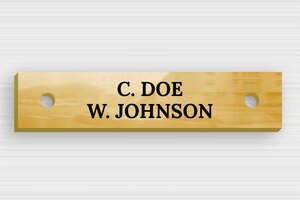 Brass Signs - Engraved brass - poli-noir - holes-only - en-uk-door-sign-two-names-003-5-1748955167077