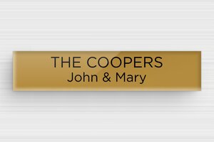 Acrylic Post Box Signs - Engraved Plexiglass - or-fonce-noir - glue - en-uk-mailbox-sign-plexiglass-011-5-1748961925021