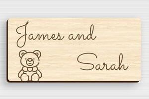 Design Your Own Signs - Engraved Wood - erable - glue - en-uk-name-sign-006-2-1748952733357