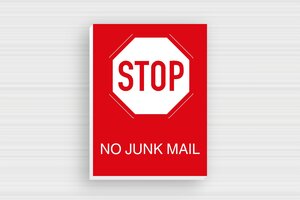 No Junk Mail Signs - Sign 'STOP - NO JUNK MAIL' - rouge-blanc - glue - en-uk-no-advertising-027-1-1748950941506