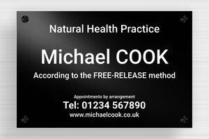 Aluminium Business Signs - Printed Aluminium - noir-blanc - screws-spacer - en-uk-practice-sign-aluminum-001-4-1748956641849