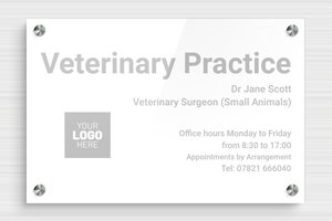 Acrylic Signs - Engraved Plexiglass - blanc-argent - screws-spacer - en-uk-practice-sign-plexi-003-4-1748957643088 Acrylic Signs - Engraved Plexiglass - blanc-argent - screws-spacer - en-uk-practice-sign-plexi-003-4-1748957643088