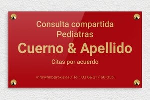 Placas Profesionales de Metacrilato - Plexiglás - undefined - rouge-or - screws-caps - es-cartel-praxis-plexi-004-3-1747888696654