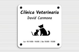 Placas Profesionales de PVC - PVC - undefined - blanc-noir - screws-caps - es-cartel-pvc-clinica-veterinaria-011-3-1747900476436