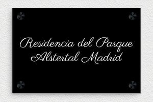 Placas con Nombre de Casa - PVC - undefined - noir-blanc - screws-caps - es-cartel-residencial-010-1-1747822111990