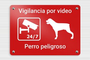 Placas para Portal - Aluminio - undefined - rouge - screws-caps - es-senal-de-puerta-035-0-1747822480558