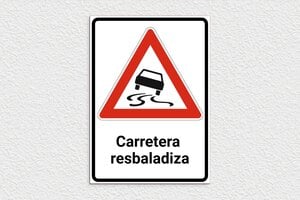 Carteles de Señales  - Señal para 'Salida de Maquinaria Agrícola' - undefined - custom - glue - es-senal-de-trafico-001-2-1747824695509