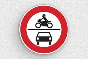 Carteles de Señales  - Señal de Prohibición de Autobuses - undefined - custom - glue - es-senales-de-trafico-001-4-1747824666591