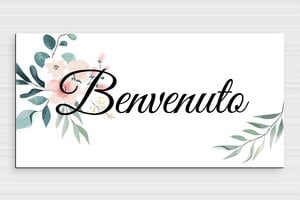 Cartelloni di benvenuto  - Cartello d'ingresso 'Benvenuto' con motivo floreale - undefined - custom - glue - it-cartello-ingresso-benvenuto-004-1-1747214085585