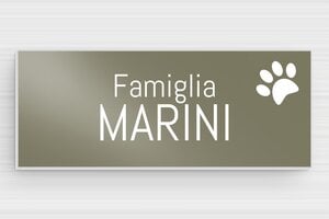 Targhe con nome casa - Alluminio - undefined - taupe - glue - it-cartello-porta-casa-alluminio-010-3-1747279735189