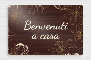 Targhette per porta in pvc - Cartello 'Benvenuti a casa nostra con motivo floreale' - undefined - noyer-blanc - glue - it-cartello-porta-pvc-004-1-1747278127831
