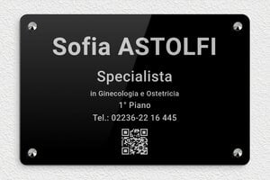 Targhe professionali in plexiglas - Plexiglass - undefined - noir-argent - screws-caps - it-cartello-pratica-plexiglass-002-1-1747219747935