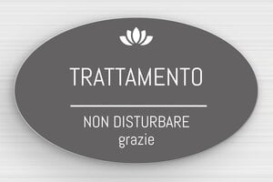 Segnaletica per hotel e alberghi - Cartello ovale 'Trattamento in corso' - undefined - gris-souris-blanc - none - it-settore-turismo-hotel-spa-001-3-1747209279594