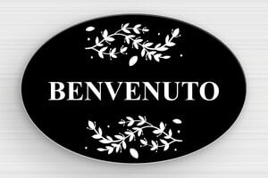 Cartelloni di benvenuto  - Targa ovale in PVC 'Benvenuto' - undefined - noir-blanc - glue - it-targa-porta-benvenuto-006-2-1747214058758