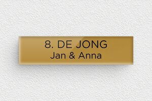 Plexiglas naamplaat voor brievenbus - Gegraveerd plexiglas - or-fonce-noir - none - nl-nl-brievenbus-plaat-plexi-011-6-1756804131910