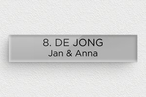 Plexiglas naamplaat voor brievenbus - Gegraveerd plexiglas - gris-noir - none - nl-nl-brievenbus-plaatje-plexi-011-13-1756804164603