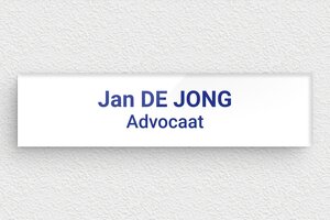 Plexiglas Naamplaat deurbel - Gegraveerd plexiglas - blanc-bleu - glue - nl-nl-brievenbus-plaatje-plexiglas-005-1-1756803125500