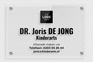 Bedrijfsnaamborden Arts - Transparant plexiglas - transparent - screws-spacer - nl-nl-dokterspraktijk-bord-001-3-1756801253006