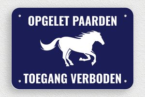 Naambord paard - Gegraveerd PVC - bleu-marine-blanc - screws - nl-nl-pas-op-paarden-bord-003-3-1756722317310 Naambord paard - Gegraveerd PVC - bleu-marine-blanc - screws - nl-nl-pas-op-paarden-bord-003-3-1756722317310