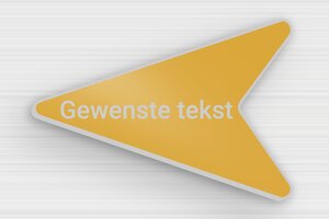 Pijlvormige Plaat - Bedrukt aluminium  - or-blanc - glue - nl-nl-pijlvormig-bord-002-3-1756809766595