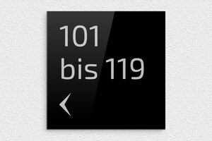 Bewegwijzering hotel - Gegraveerd plexiglas - noir-argent - glue - nl-nl-sector-toerisme-hotel-nummer-008-3-1756721746145