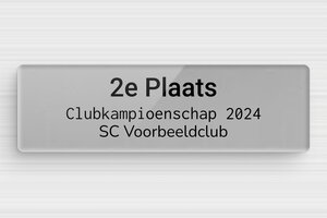 Tekstlabels trofeeen - Gegraveerd plexiglas - gris-noir - glue - nl-nl-sport-beker-plaat-002-1-1756800982463