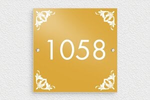 Plaque de porte aluminium - plaque-villa-010-2 - 150 x 150 mm - or - screws - plaque-villa-010-2