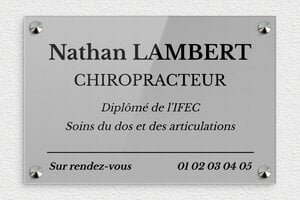 Plaque Professionnelle Plexiglass Grise - plaquepro-job-chiropracteur-004-0 - 300 x 200 mm - gris-noir - screws-caps - plaquepro-job-chiropracteur-004-0