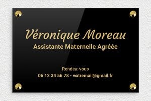 Plaque Professionnelle Plexiglass Noire - ppro-assistantematernelle-004-4 - 300 x 200 mm - noir-or - screws-caps - ppro-assistantematernelle-004-4