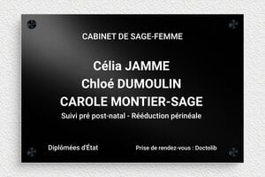Plaque Sage femme - ppro-safefemme-003-1 - 300 x 200 mm - noir - screws-spacer - ppro-safefemme-003-1