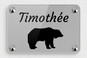 Plaque de porte ourson pour enfant - signparti-porte-animaux-ourson-001-1 - 150 x 100 mm - gris-noir - screws-caps - signparti-porte-animaux-ourson-001-1