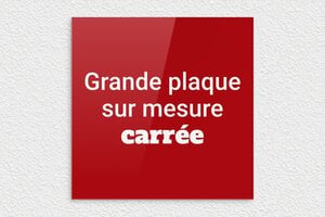 Plaque gravée rouge - sur-mesure-l-plexi-rouge-carre - 300 x 300 mm - rouge-blanc - none - sur-mesure-l-plexi-rouge-carre