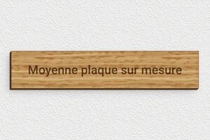 Moyenne plaque gravée - sur-mesure-m-bois-chene-01 - 200 x 40 mm - chene - none - sur-mesure-m-bois-chene-01