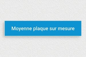 Plaque gravée bleue - sur-mesure-m-pvc-bleu-01 - 200 x 40 mm - bleu-ciel-blanc - none - sur-mesure-m-pvc-bleu-01